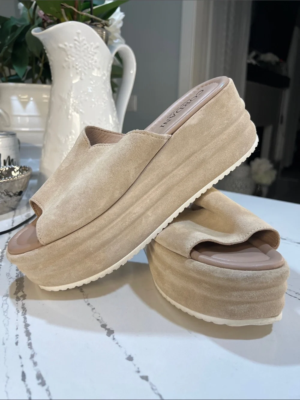 Cordani Made in Italy Beige Suede Platform Slide Sandals size W41 (10)
